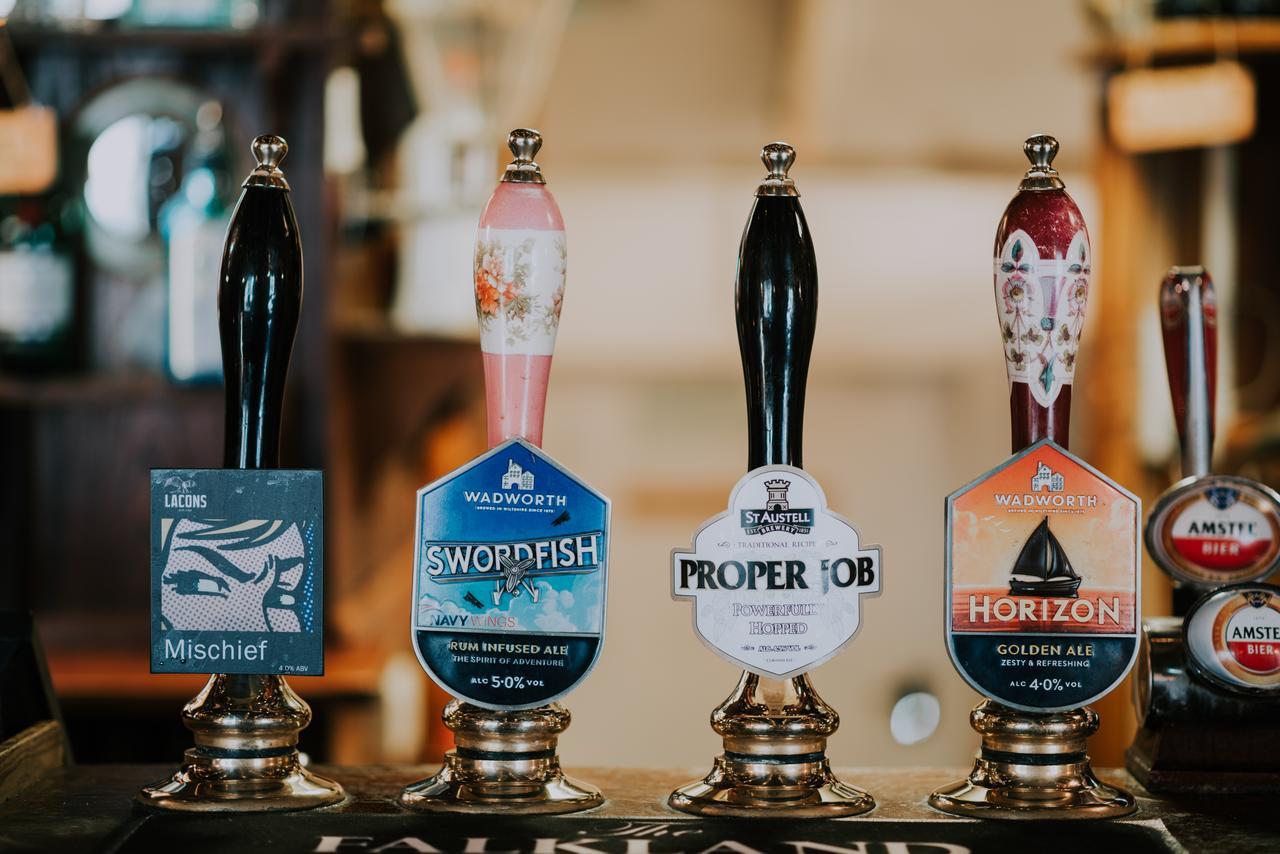 The Falkland Arms Chipping Norton Exteriér fotografie