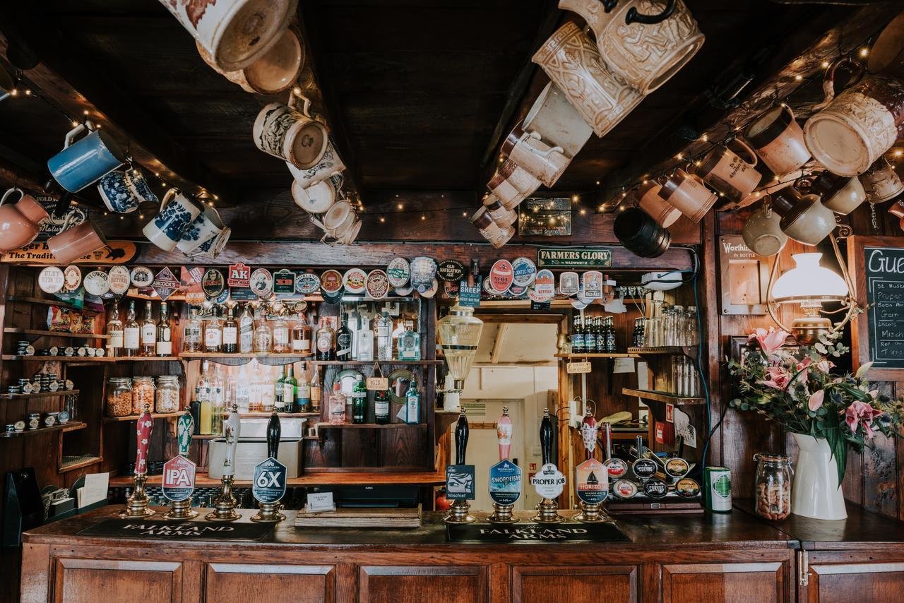 The Falkland Arms Chipping Norton Exteriér fotografie